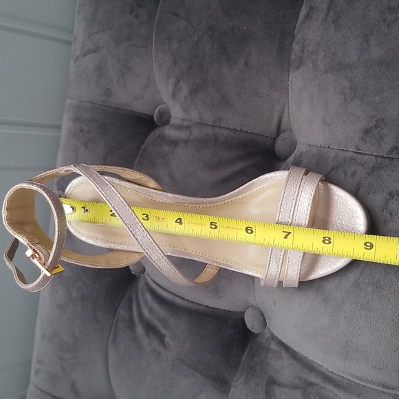 LC Lauren Conrad Light Champagne Rose Pink Dressed Sandals 6M NWOT - Picture 6 of 11